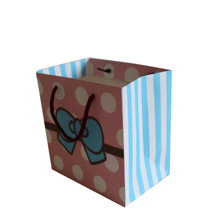 直销供应 白板纸服装礼品袋手提袋 白卡纸手提袋纸袋专业定制批发