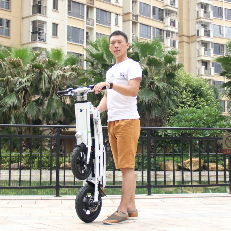 正品 亿通 新款 代驾便携锂电车 迷你代步电动车自行车 轻便折叠电动