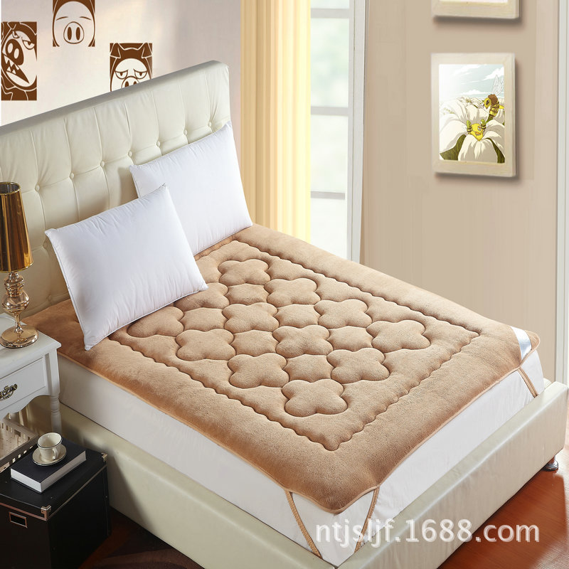 厂家直销床垫新款海藻绒毛可折叠床垫床垫学生用单人双人地垫床褥