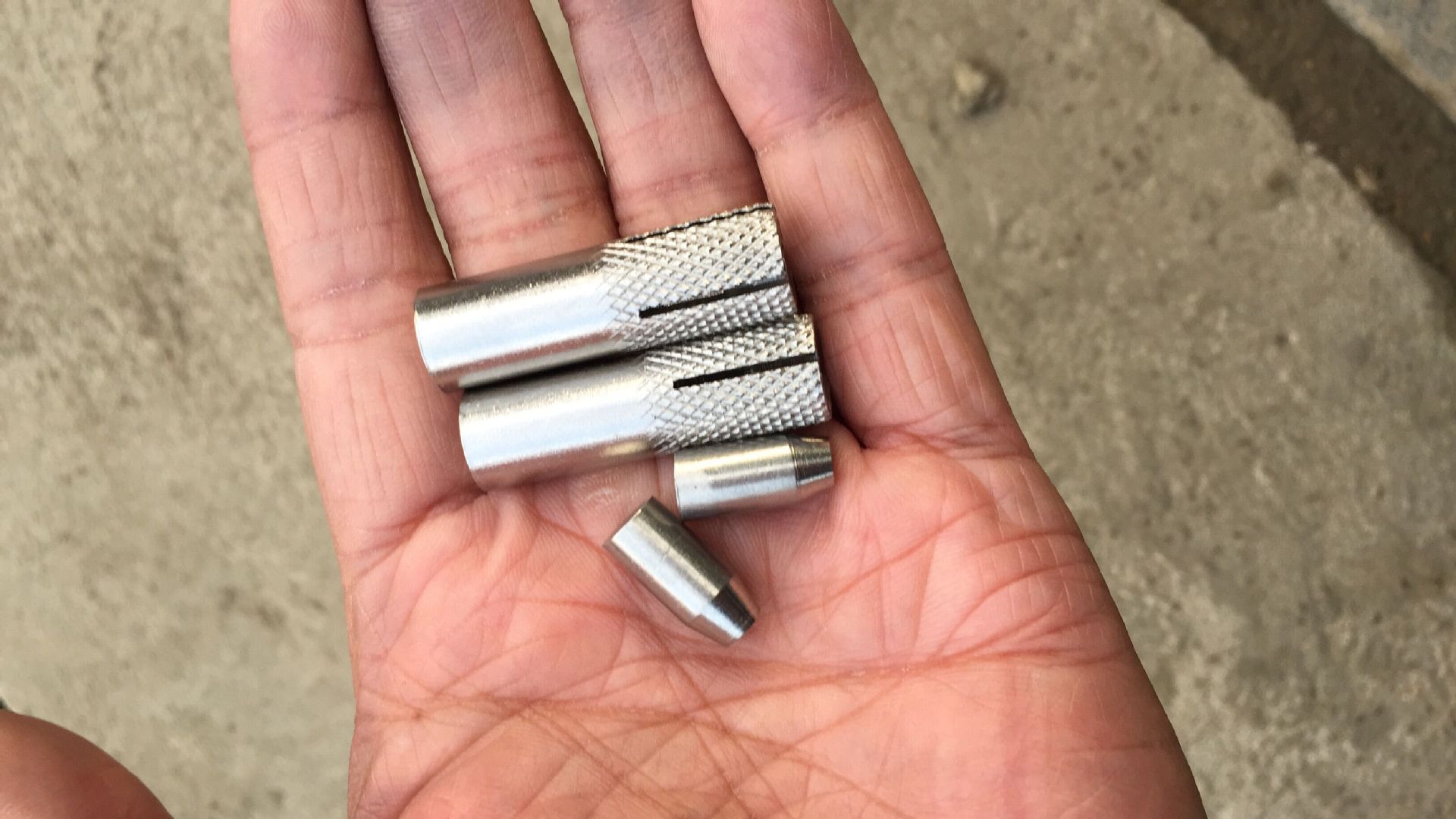 304内爆螺丝内膨胀套不锈钢内爆胀管不锈钢膨胀套壁虎螺栓