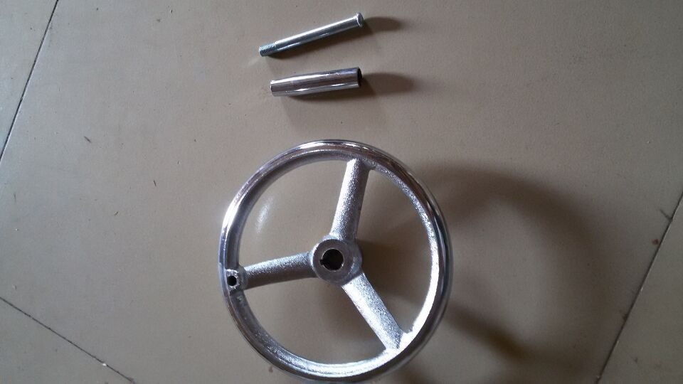 真品厂家大量批发数控机床铸铁手轮 工业专用镀铬摇手轮货源充足