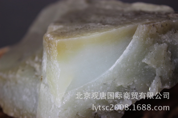 1.09公斤糖白镯子料