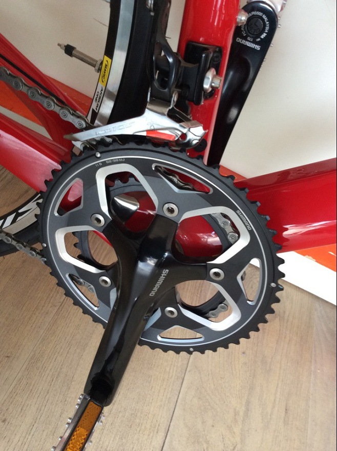 厂家直销高端碳纤维山地车自行车超轻30速26寸禧玛诺xt油刹整车