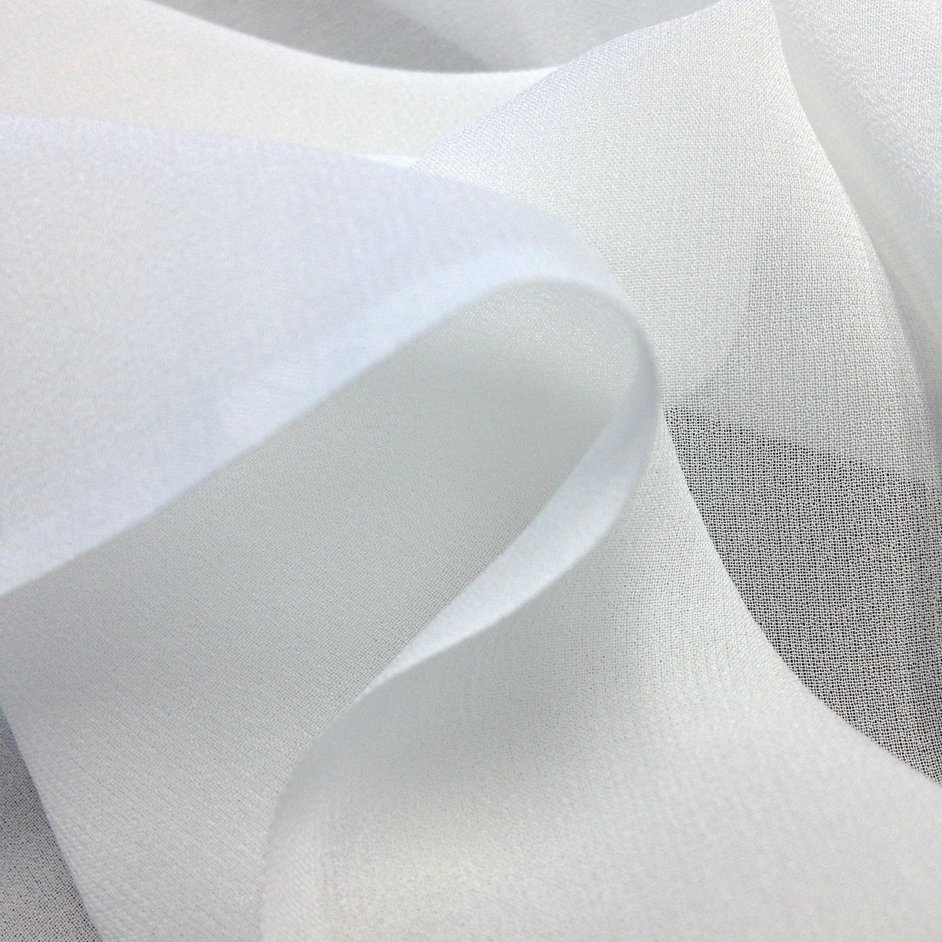 100%桑蚕丝真丝面料 8mm真丝乔其140cm白色