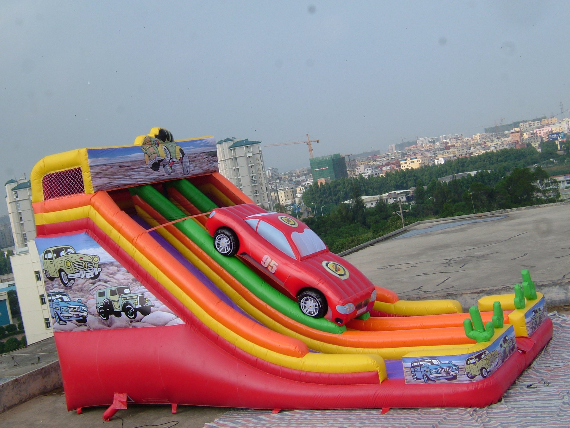 【厂家直销 批发】l多种型号的大型充气滑梯 水上玩具 充气娱乐城