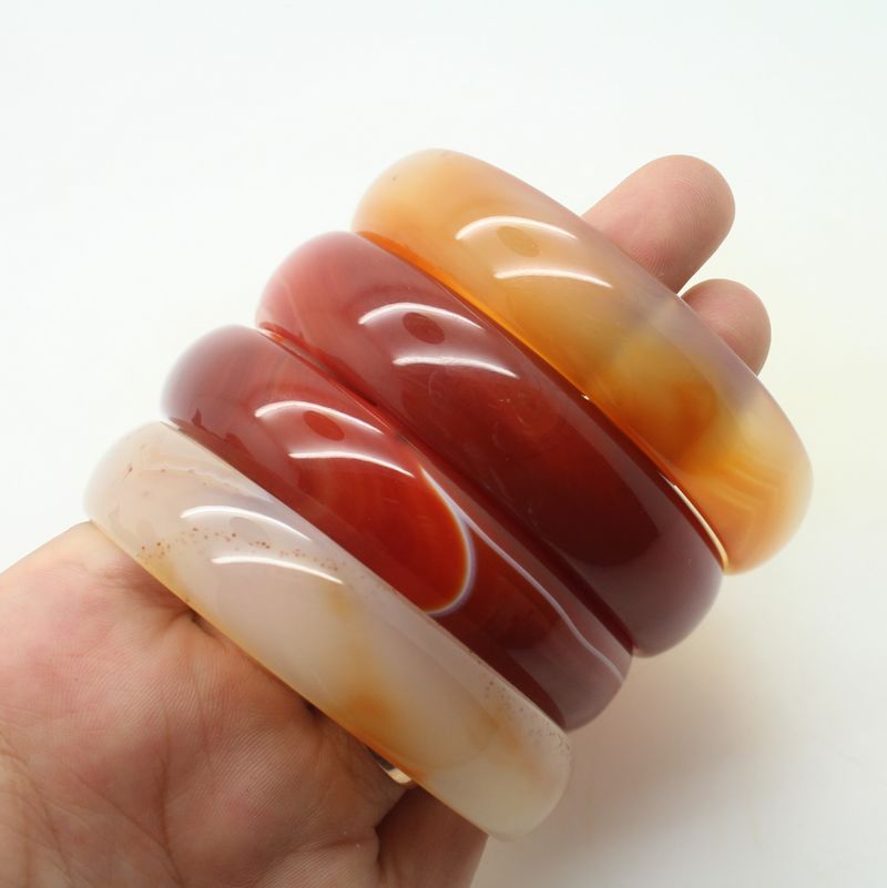 天然真品东北玛瑙玉石镯子精美玉石红色手镯玉器创意会销礼品