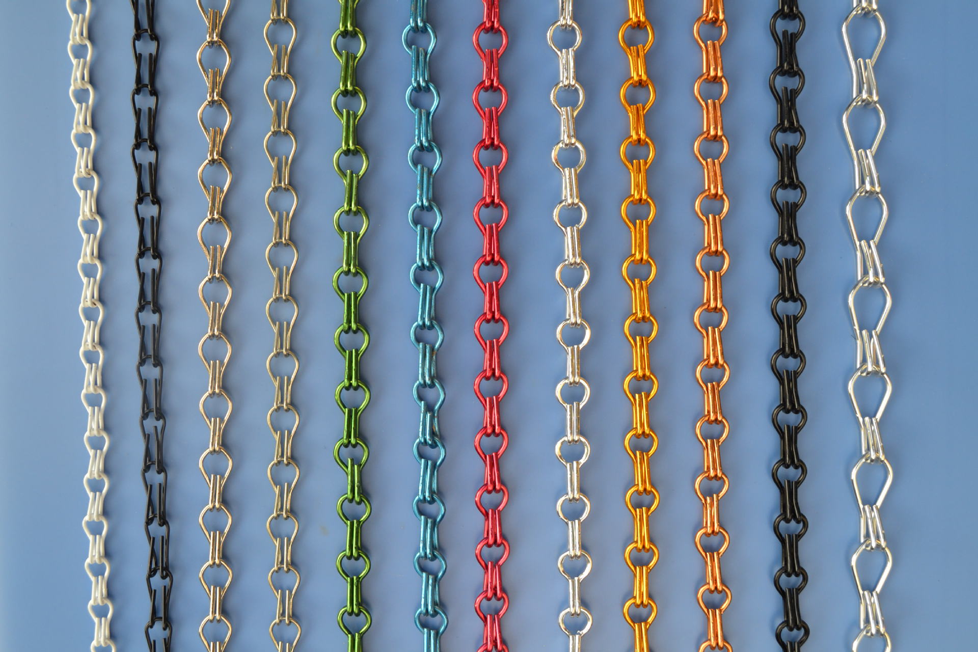 厂家直销:吊链,灯饰吊链,八字链,灯具挂链,双钩链