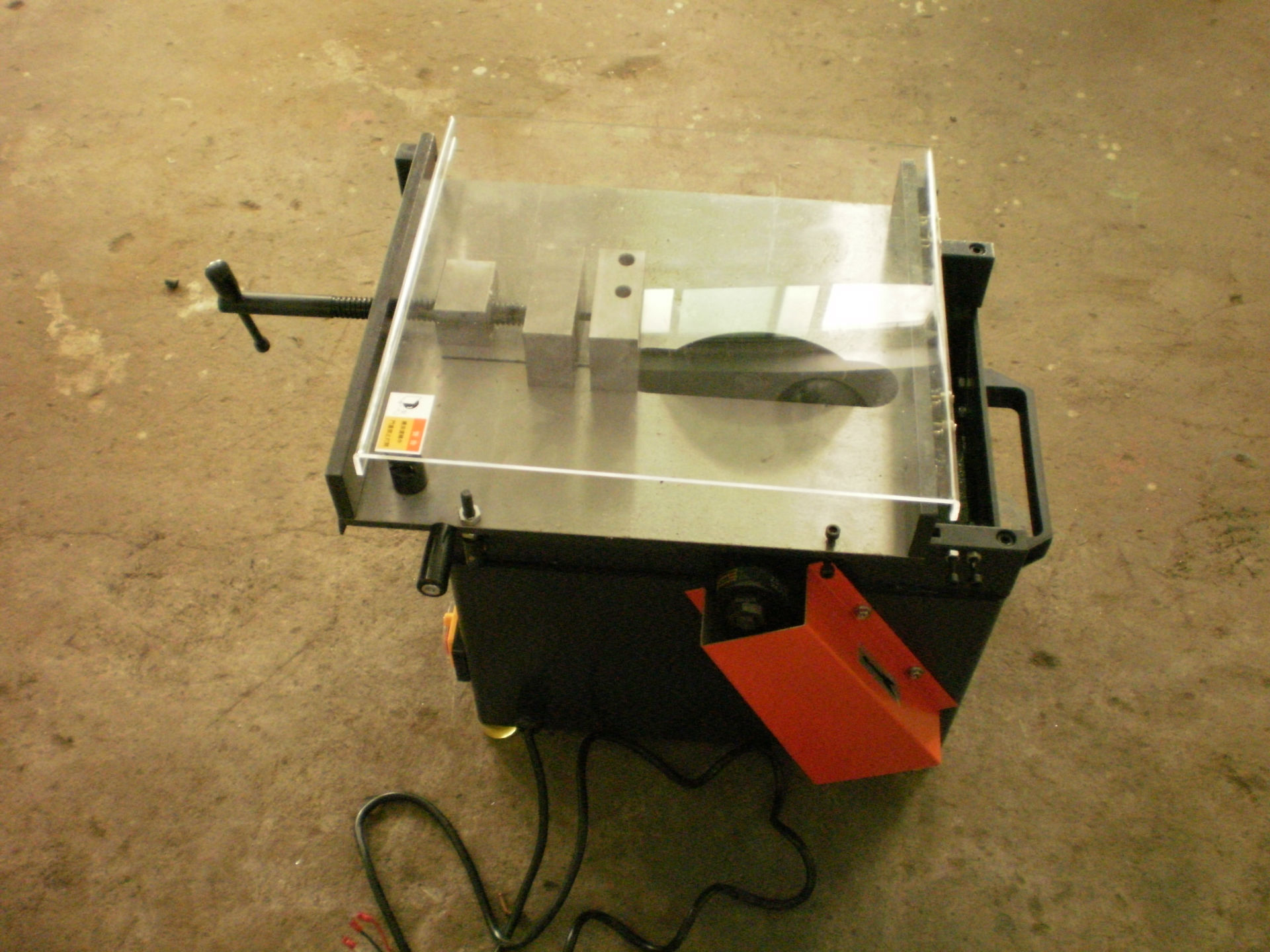 铜管切管机,精密铜管切管机,无毛刺铜管切管机