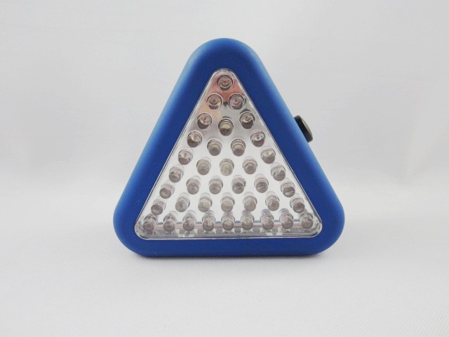 24红光 15led白光 三角警示灯 强