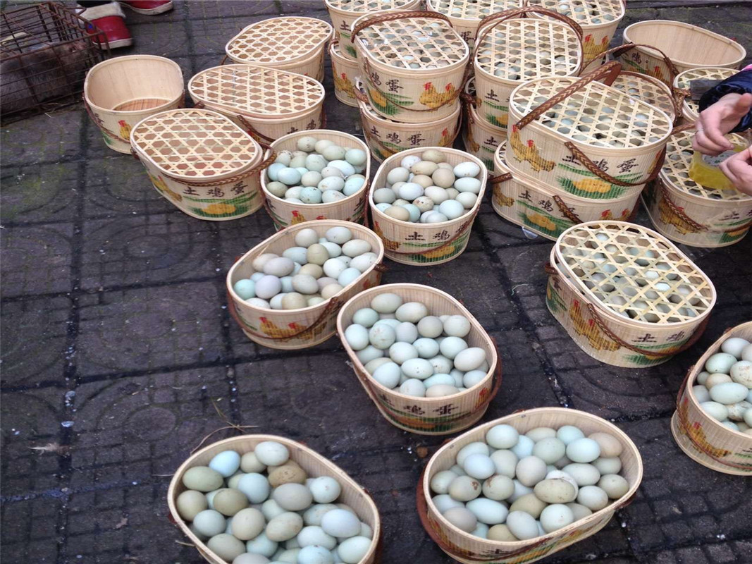 厂家批发竹篮鸡蛋竹篮手提篮子套装定水果竹篓手工编织竹筐包装.