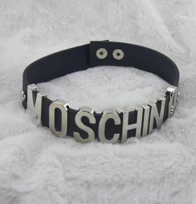 欧美大牌 模特走秀款亮光字母 皮质夸张项链项圈