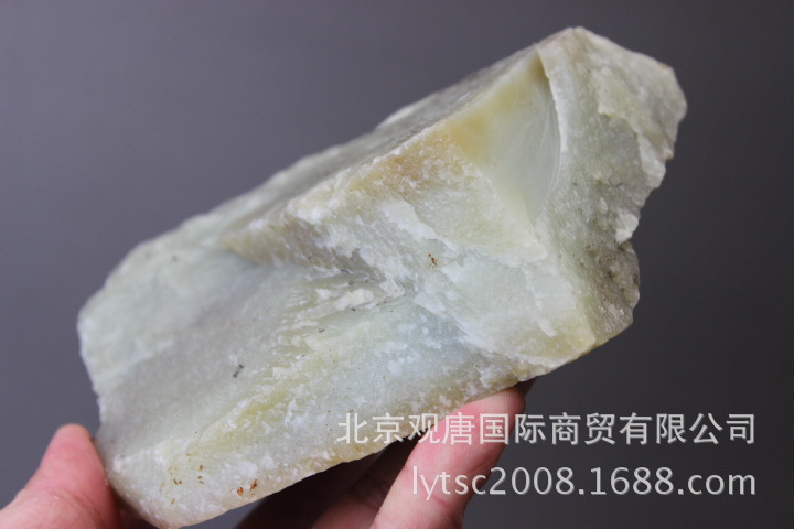 1.09公斤糖白镯子料