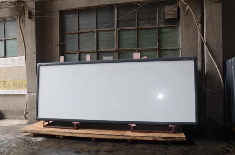 厂家批发160寸 超大多点触摸控 多媒体教学 交互式 红外电子白板