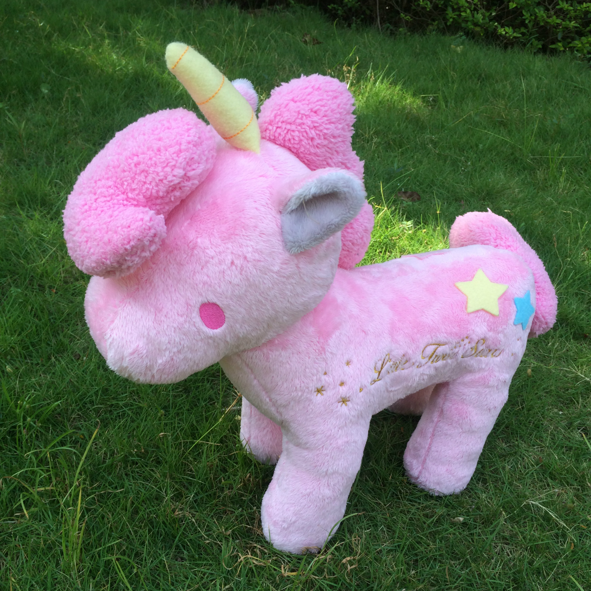 厂家定制 毛绒玩具 可爱超萌粉红色马儿新品隆重登场