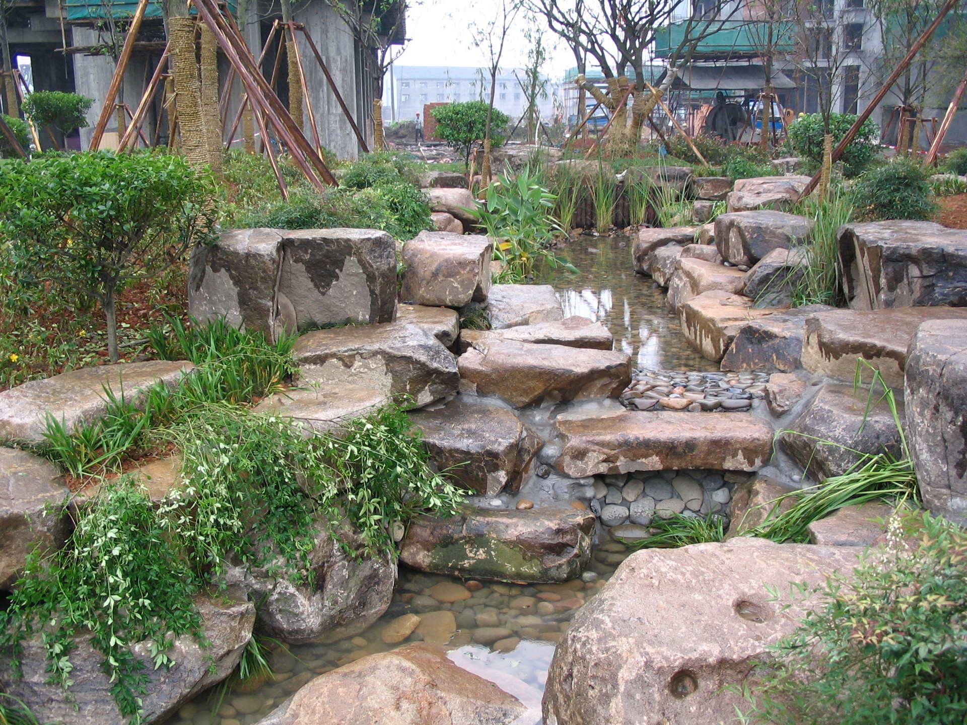 厂家直销优质天然景观石园林景观石优质风景石量大从优质保