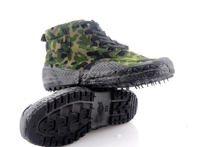 厂家批发正品1137 99高腰作训鞋军训迷彩鞋解放鞋登山鞋尺码全