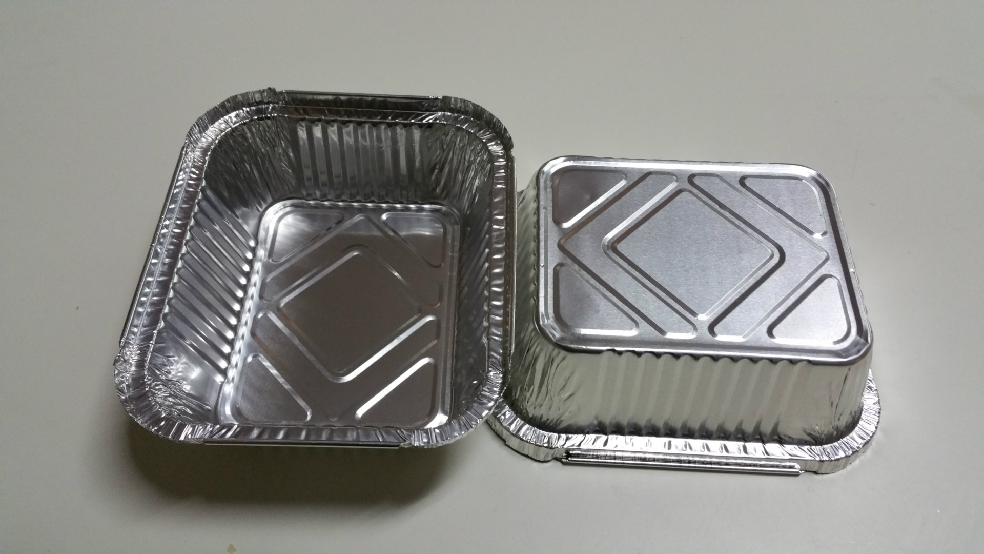 400ml铝箔一次性环保保鲜盒 可密封锡纸外卖盒 铝箔餐盒配盖子