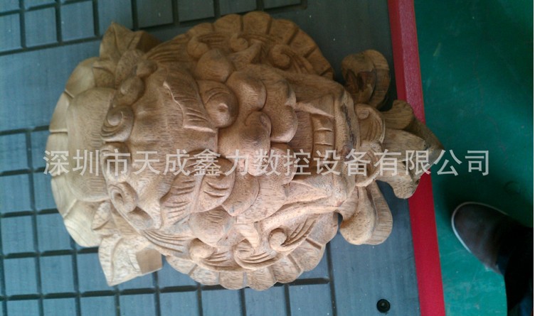 厂家推荐耐刻雕刻机 雕刻机 数控雕刻机 木工数控雕刻机 五轴联动木工数控雕刻机