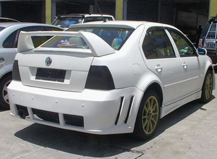 适用大众老宝来大包围d款 宝来改装大包围宝来拆装款前杠后杠侧裙