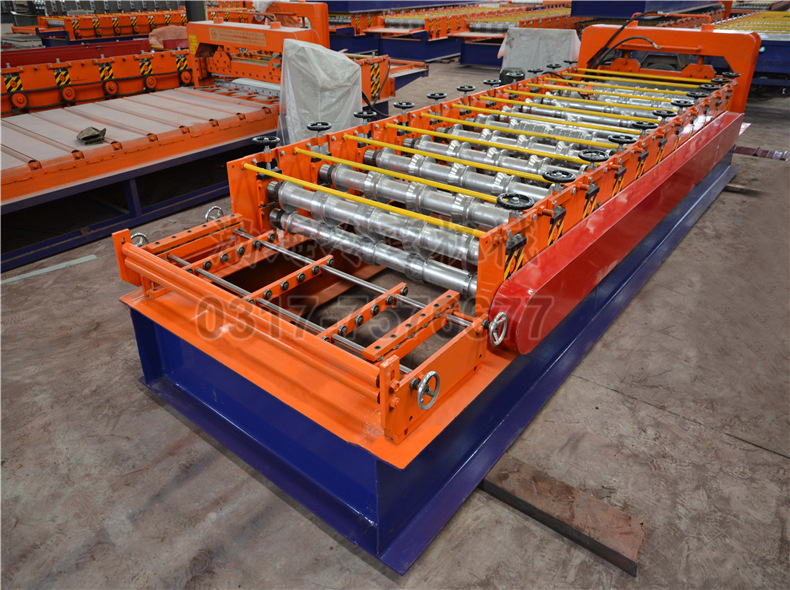 定制彩钢瓦机械 金属成型设备 全自动出口双层压瓦机 彩石压瓦机