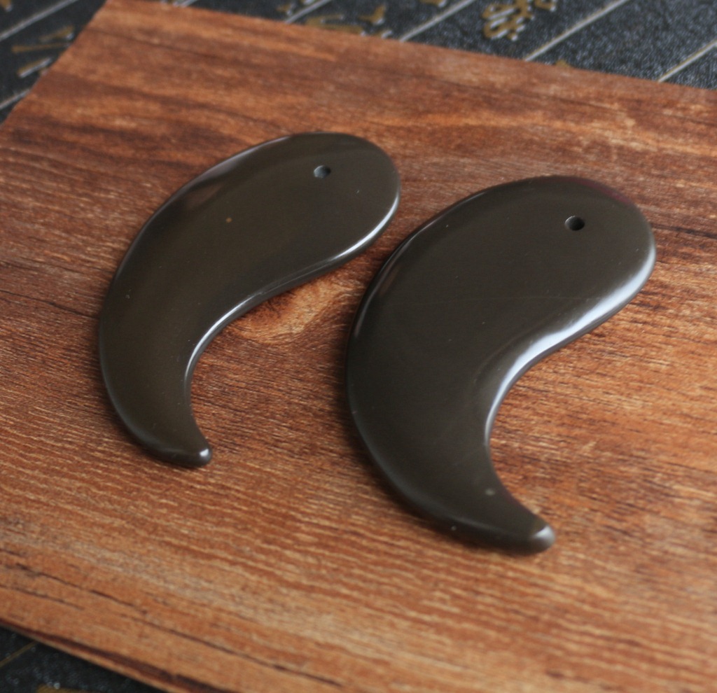 玄黄泗滨砭石面部太极八卦阴阳鱼面部刮痧板点穴按摩砭石批发