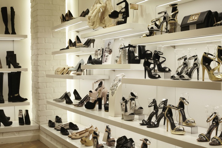 长期供应专卖店鞋柜 木质专卖店鞋柜 鞋店装修 欢迎咨询