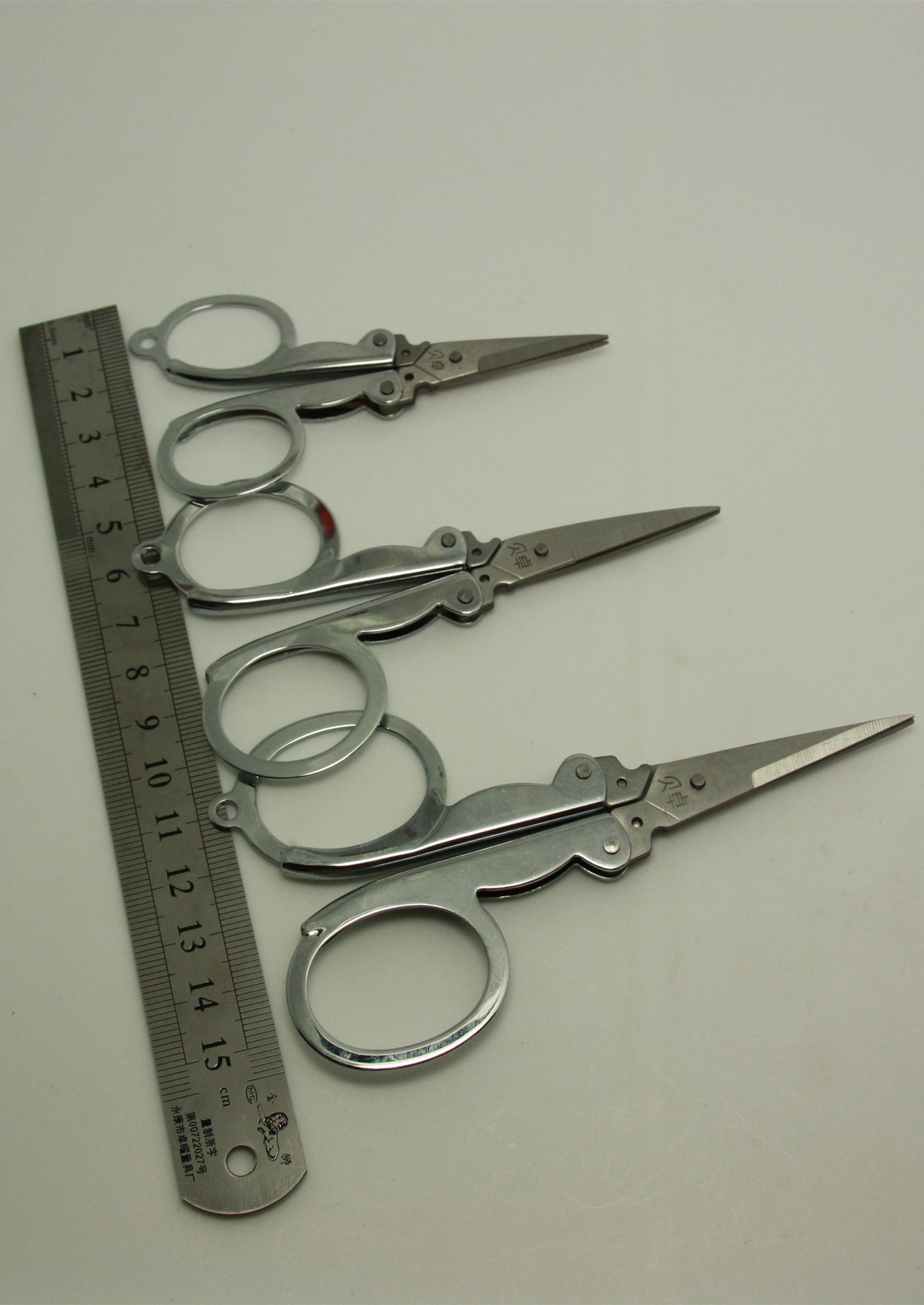 贝卓4018旅行剪刀 经典款可折叠方便迷你剪刀小 户外专用小剪刀