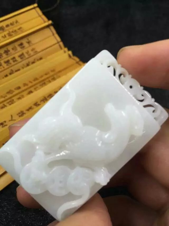 深海瑰宝海南潭门 纯天然砗磲吊坠厂家批发情侣款招财运增寿保平