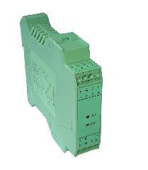 一入三出电压信号分配器，电流分配器，信号隔离器，隔离变送器