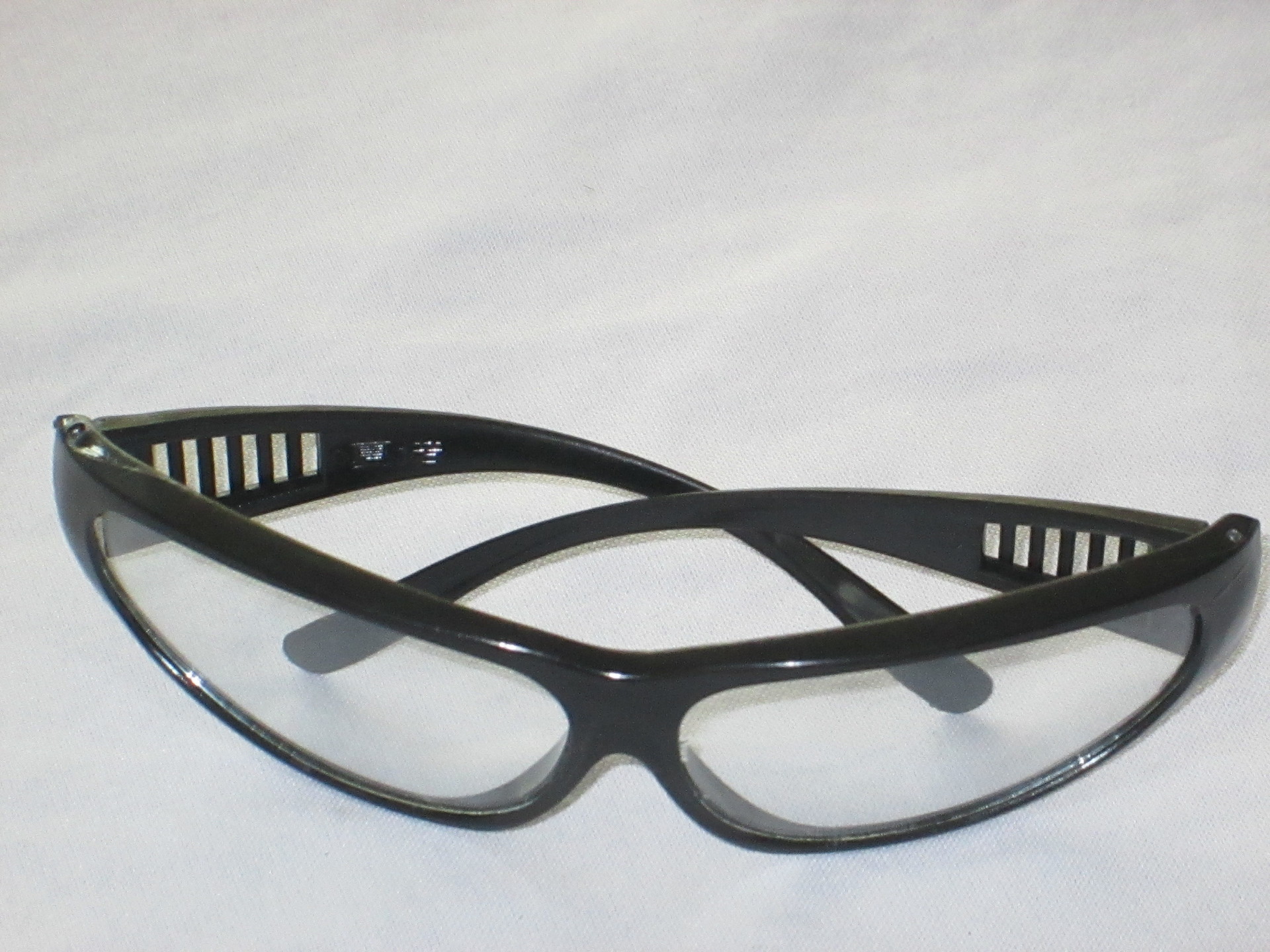 工厂直销电焊专用眼镜 黑色气焊焊眼镜防护眼镜 防冲击劳保眼镜