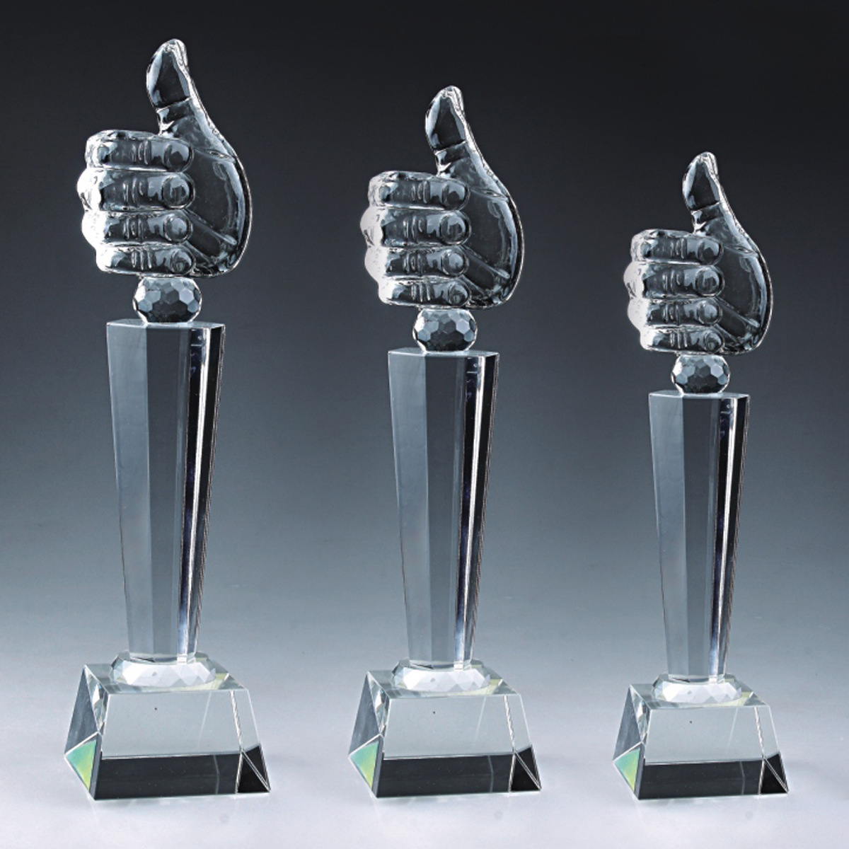 芷墨坊大拇指水晶奖杯厂家供应批发水晶奖杯免费设计定制各种奖杯_绒