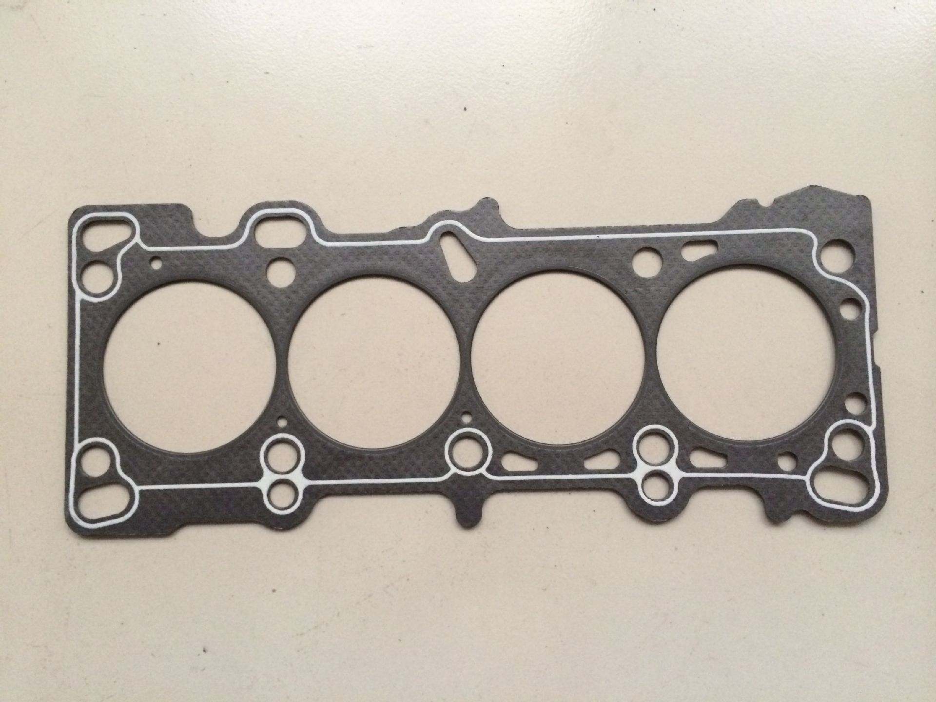 供应爱唯欧96473400缸垫