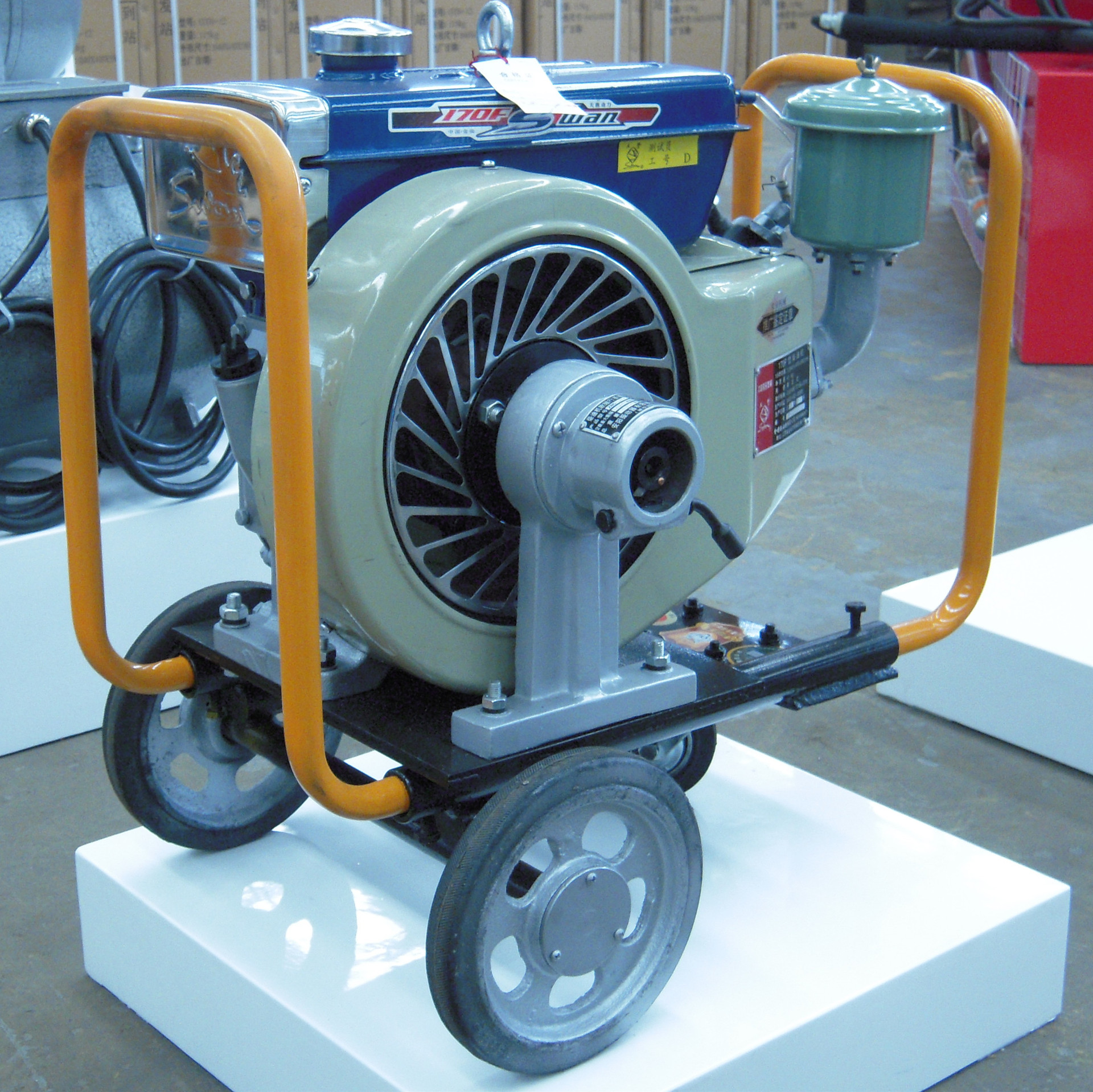 安振牌znc50插入式柴油机混凝土振动器 安阳振动器 内燃式振动