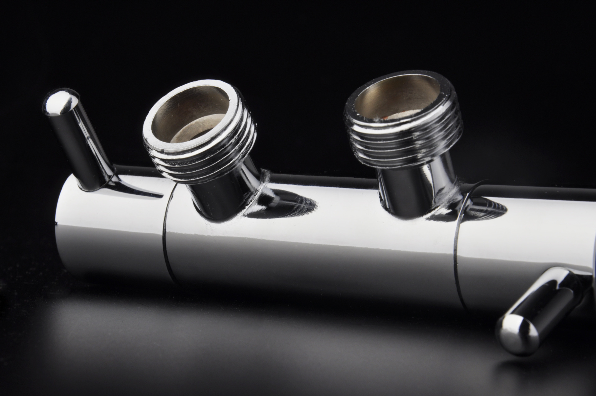 全铜一进二出三角阀马桶冲洗龙头浴室淋浴妇洗小花洒洗屁股喷枪