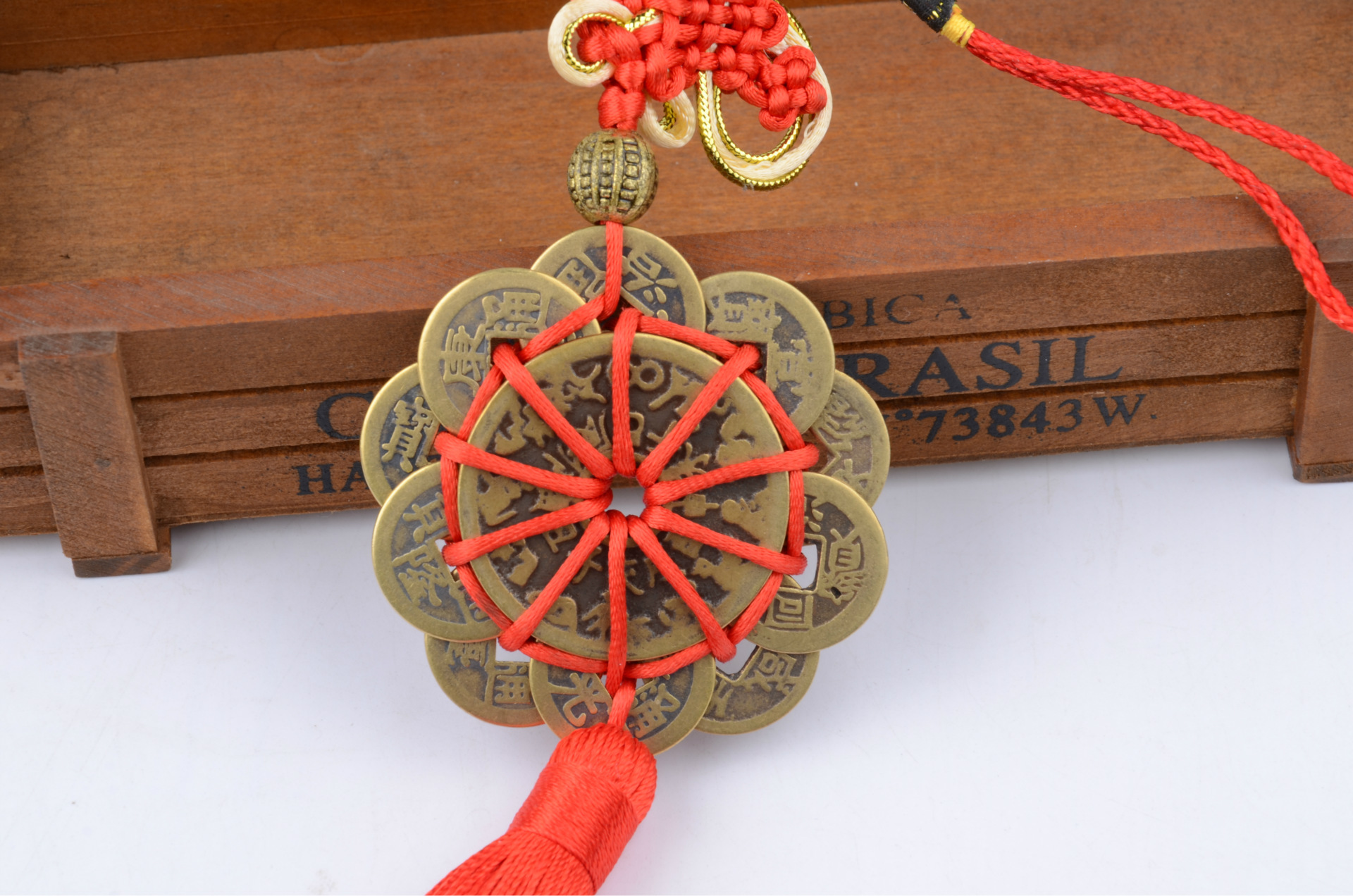 批发铜钱古钱币挂件 十帝梅花钱币 中国结铜钱汽车挂件现货供应