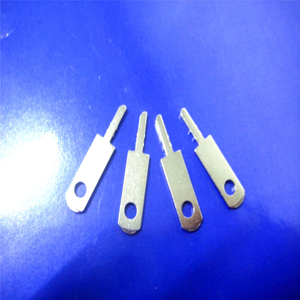 厂家直供美规活动脚五金插脚插头片 电源铜片 弹簧片jf-345