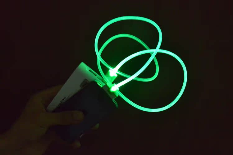 热卖透明圆管发光导光数据线 荧光夜光智能安卓苹果手机数据线