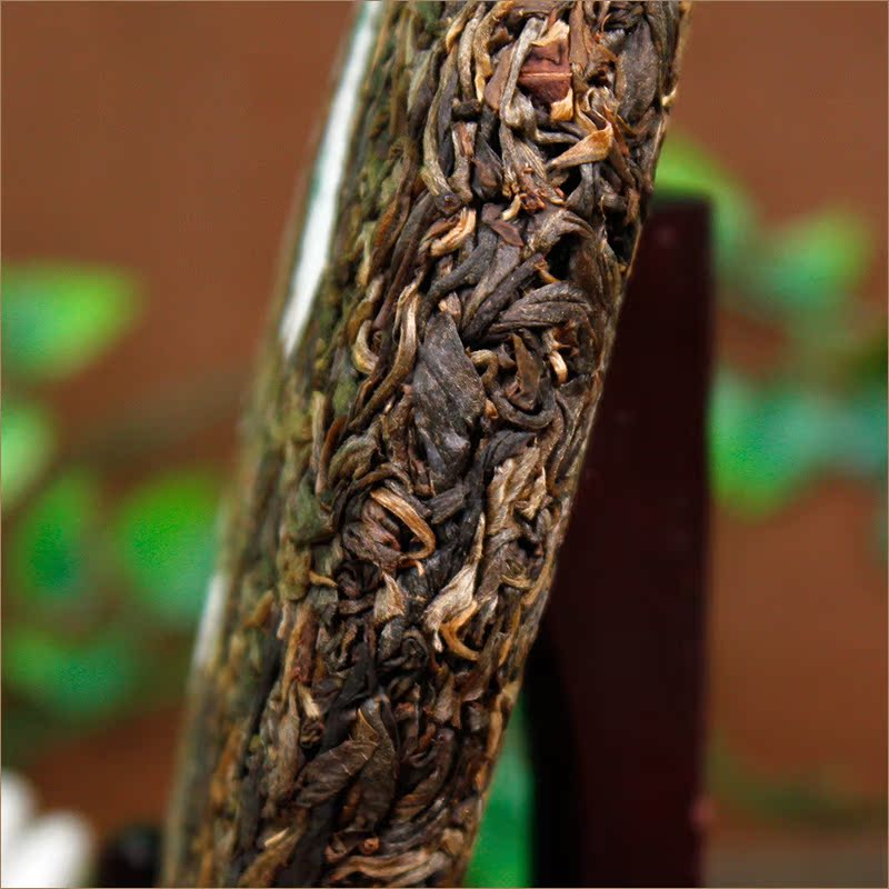 茶东家 冰中岛古树珍品云泥13年普洱生饼茶400克厂家批发