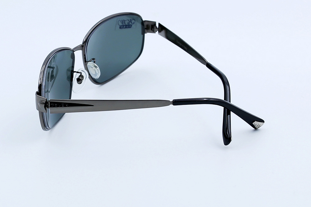 爆款卡尔威登1.61折射率 炫彩偏光近视太阳镜 0-800度 需订制