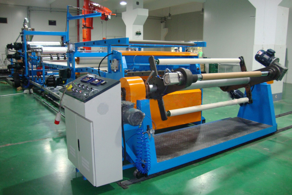 天尚发泡厂现货供应 1mm 环保泡棉卷材 黑色 背胶eva卷材