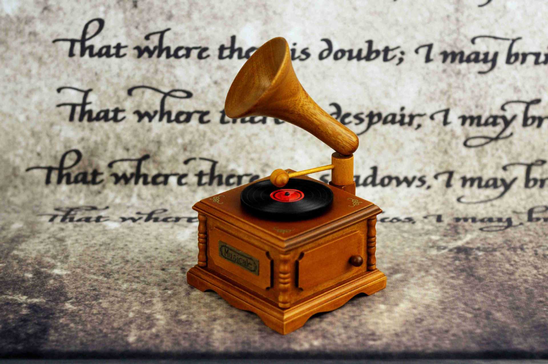 木质留声机音乐盒八音盒家居摆件创意送同学老师生日礼物工艺礼品