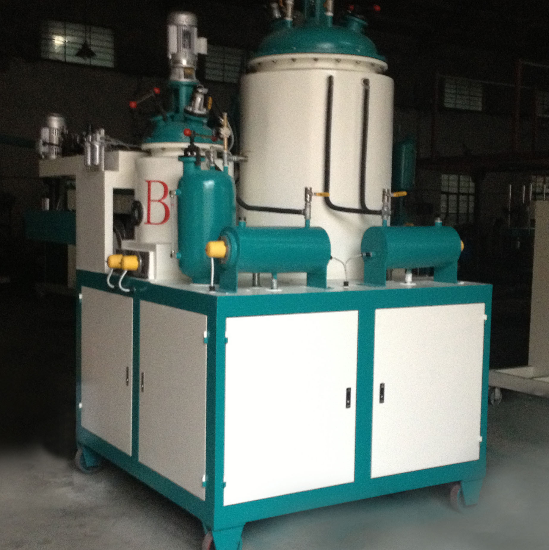 聚氨酯弹性体浇注机 cpu浇注机 弹性体