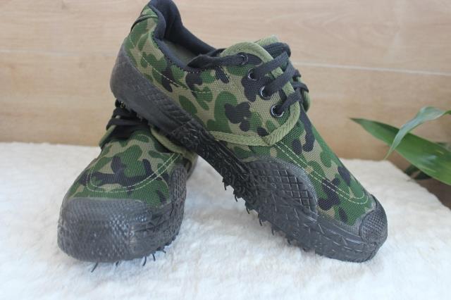 factory wholesale 3538 men‘s military training camouflage liberation shoes hiking off-road outdoor sports work army rubber shoes