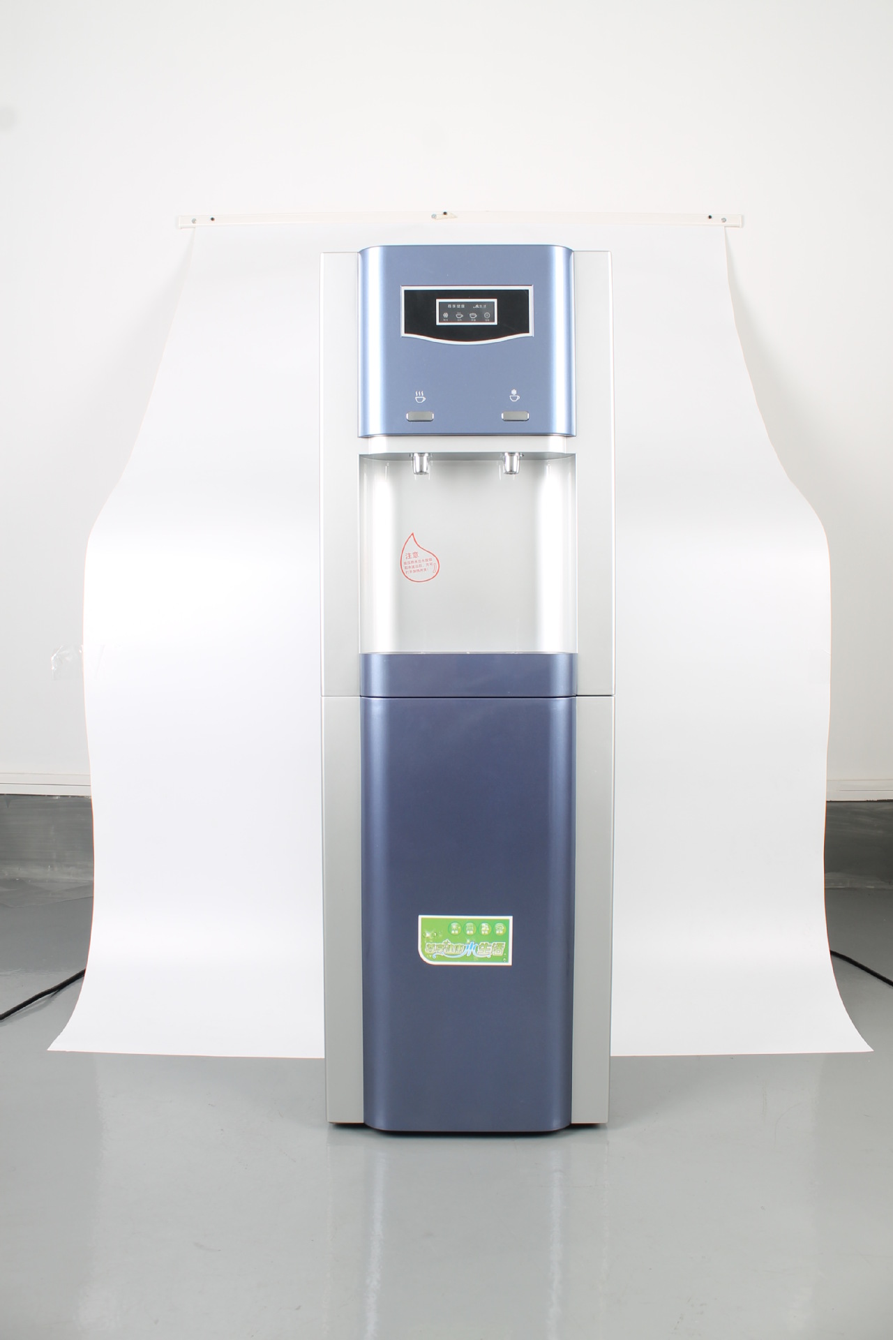 【代工】代工a2立式家居ro管线机 冷热管线机 带过滤系统饮水机