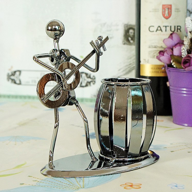 批发创意摆件 铁人音乐笔筒套件 金属工艺品 造型混发c16系列可选