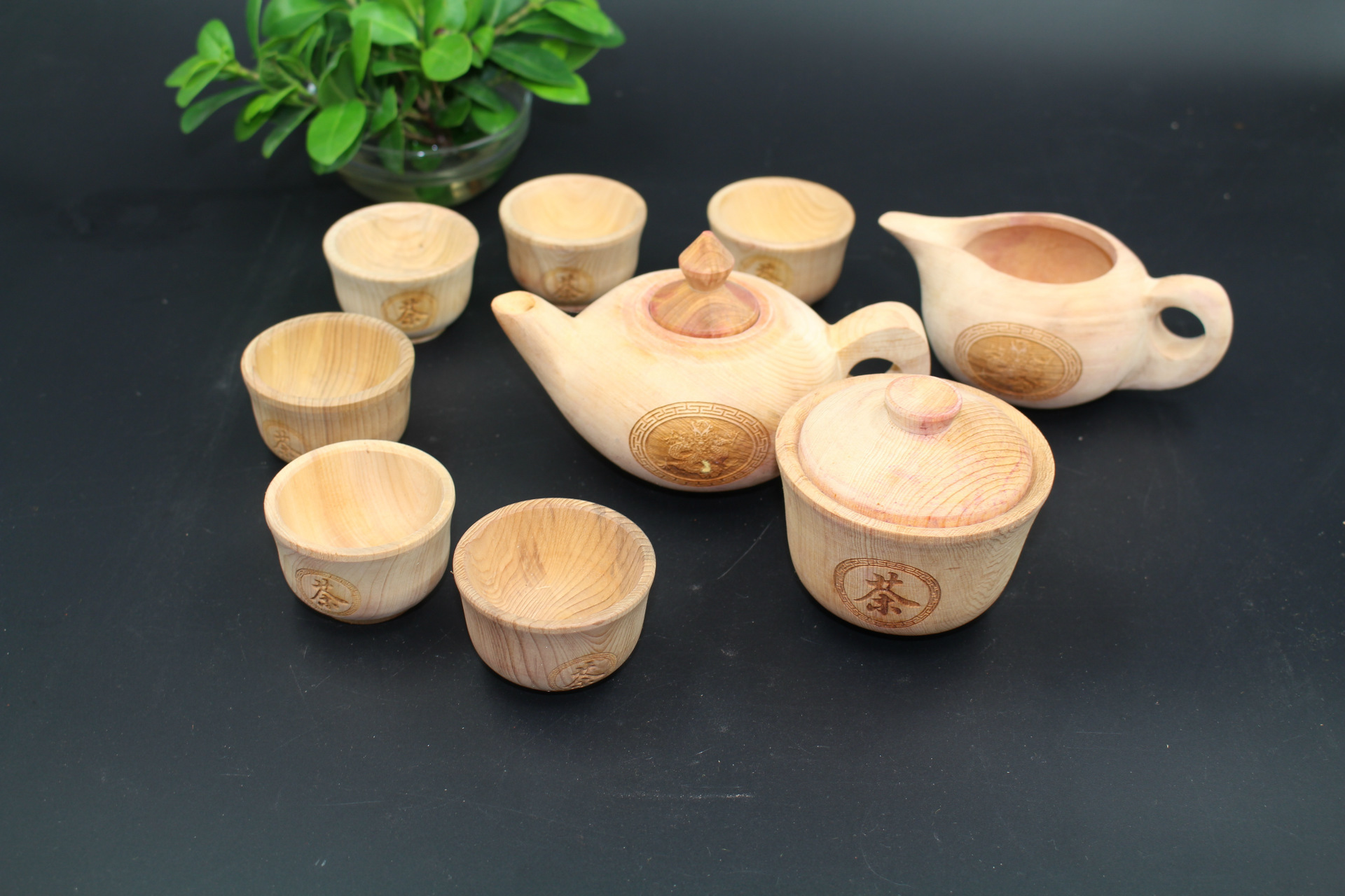 天然红豆杉茶具套装抗癌保健品无漆无蜡茶壶茶杯红木雕刻工艺礼品