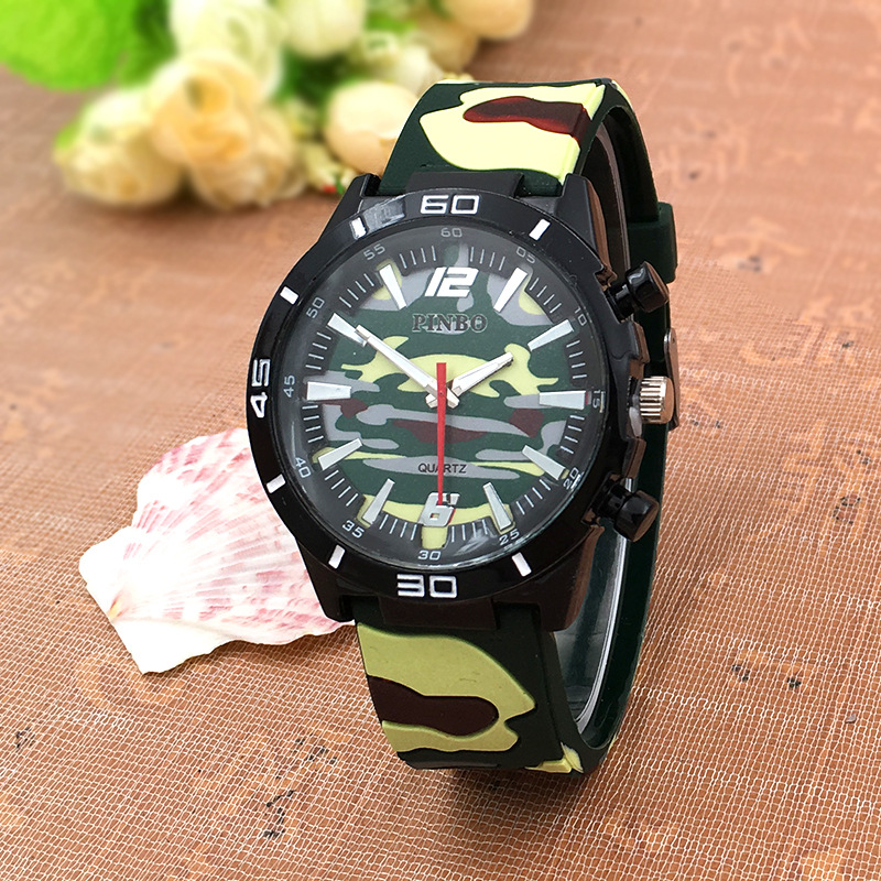 迷彩硅胶手表男 欧美军表时装饰品表 户外男士运动手表批发