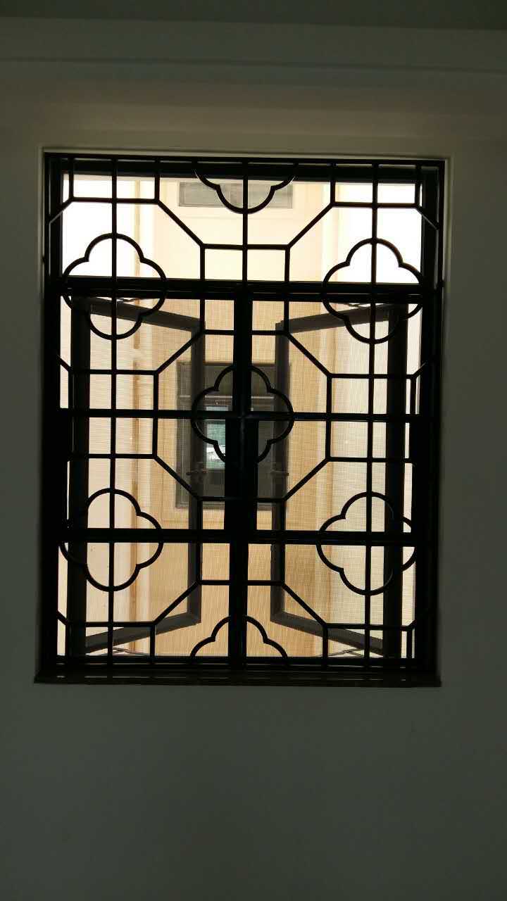 厂家定制中式防盗窗花 个性铁艺防盗网 别