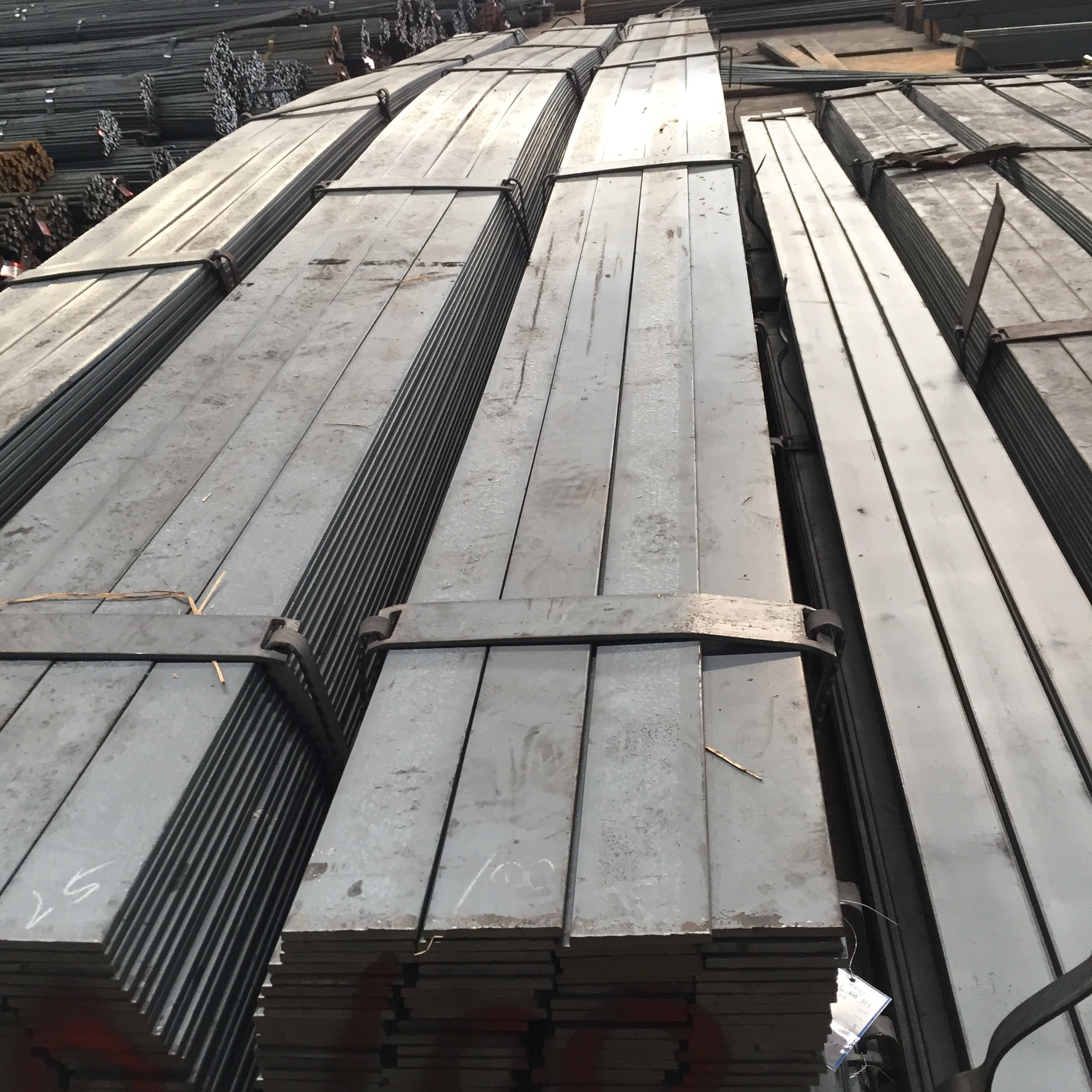 厂家供应q235热轧扁钢实心扁铁常州镇江丹阳扬中江阴