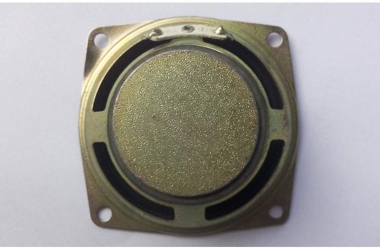 铁氧体扬声器 2.5寸全频喇叭 方形4欧3w5w橡胶边白盆震动喇叭